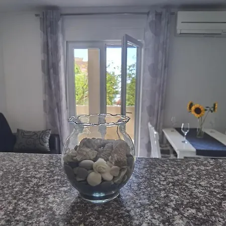 Andrea Apartment